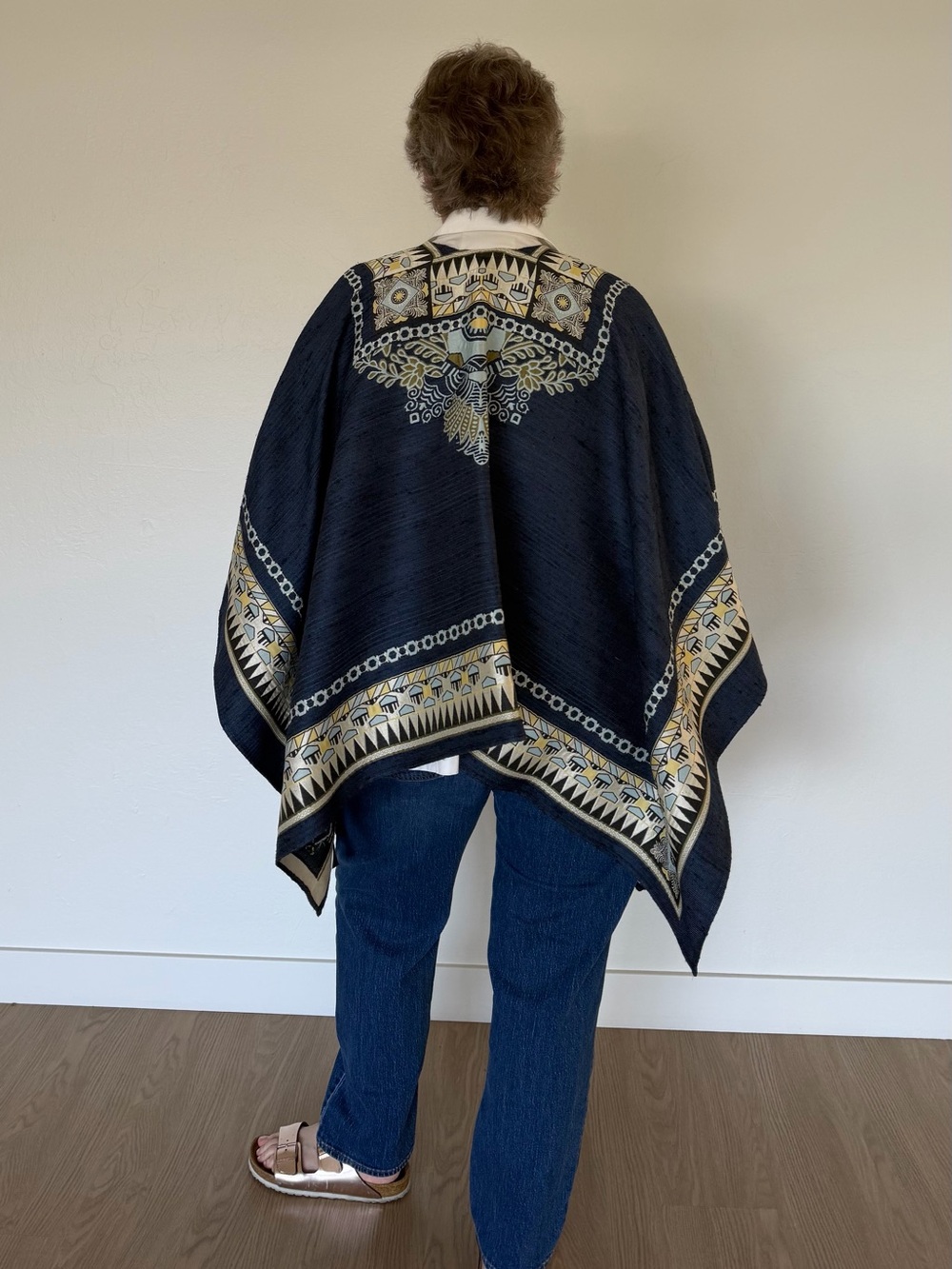 Etro Poncho - Picture 3 of 11
